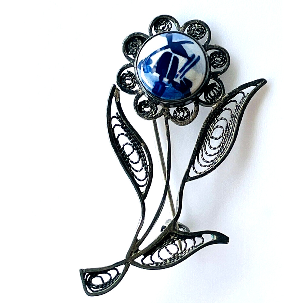 Vtg Blue White Delft Windmill Filigree Flower Brooch Dainty Pin C Clasp Signed - Picture 11 of 12